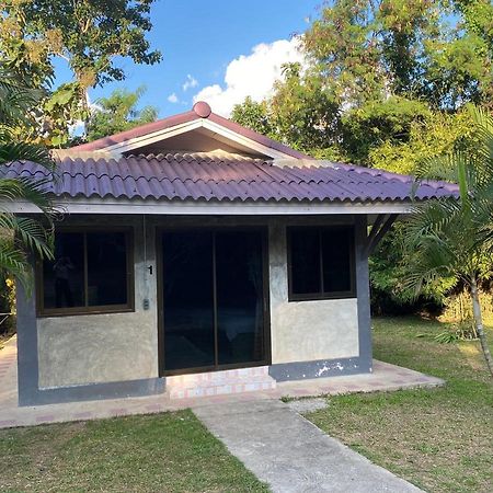 บ้านสวนวงศ์จินดารักษ์ 파야오 외부 사진